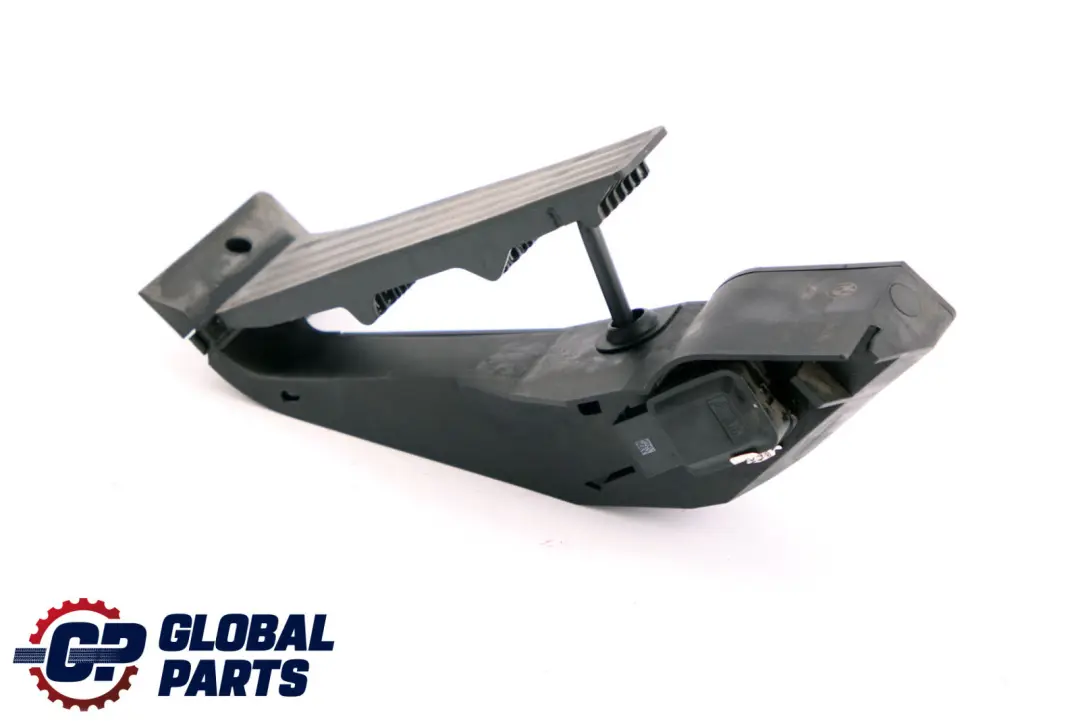 Accelerator Pedal Manual to BMW 3 5 X3 Series E60 E61 E83 E89 E90 E91 with Part number 6786286 BMW 3 5 X3 Series E60 E61 E83 E89 E90 E91 Accelerator Pedal Manual - SKU 6786286 - Part number 6786286