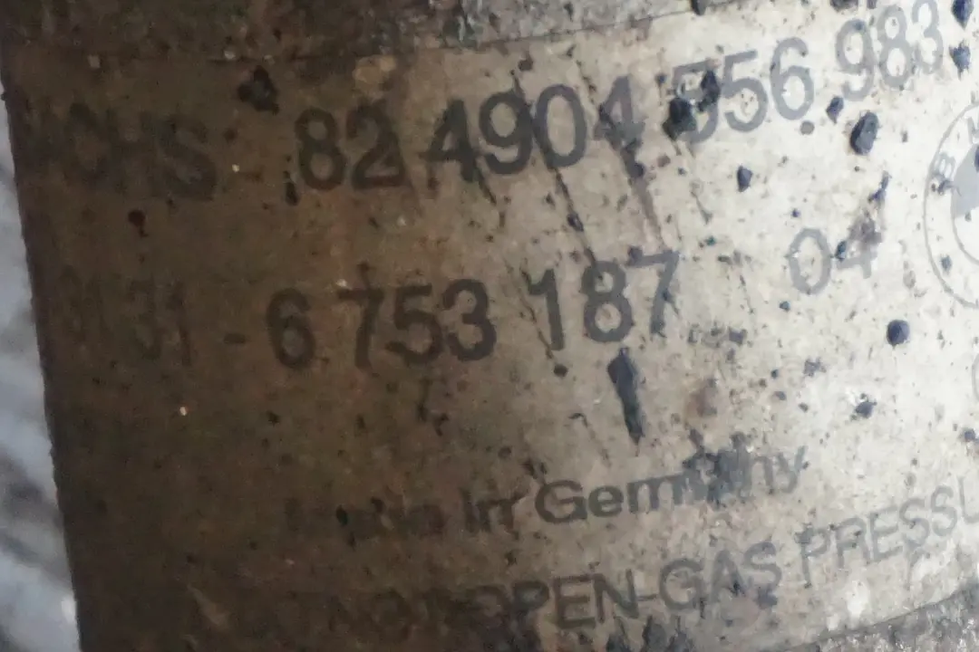 N62 272HP Amortyzator zwrotnica lewa do BMW E65 735i o numerze 6786533 BMW E65 735i N62 272HP Amortyzator zwrotnica lewa - SKU 6786533 - Numer Części 6786533