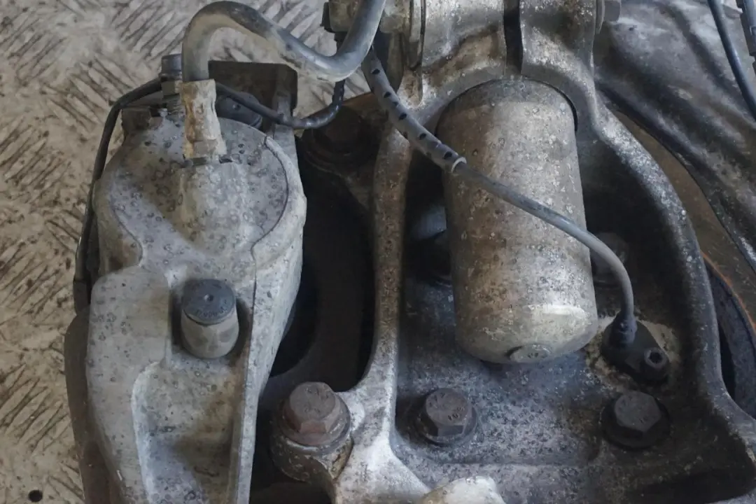 730i M54 231PS Stoßdämpfer Federbein vorn links Schwenklager für BMW 7 er E65 mit Teilenummer 6786537 BMW 7 er E65 730i M54 231PS Stoßdämpfer Federbein vorn links Schwenklager - SKU 6786537 - Teilenummer 6786537