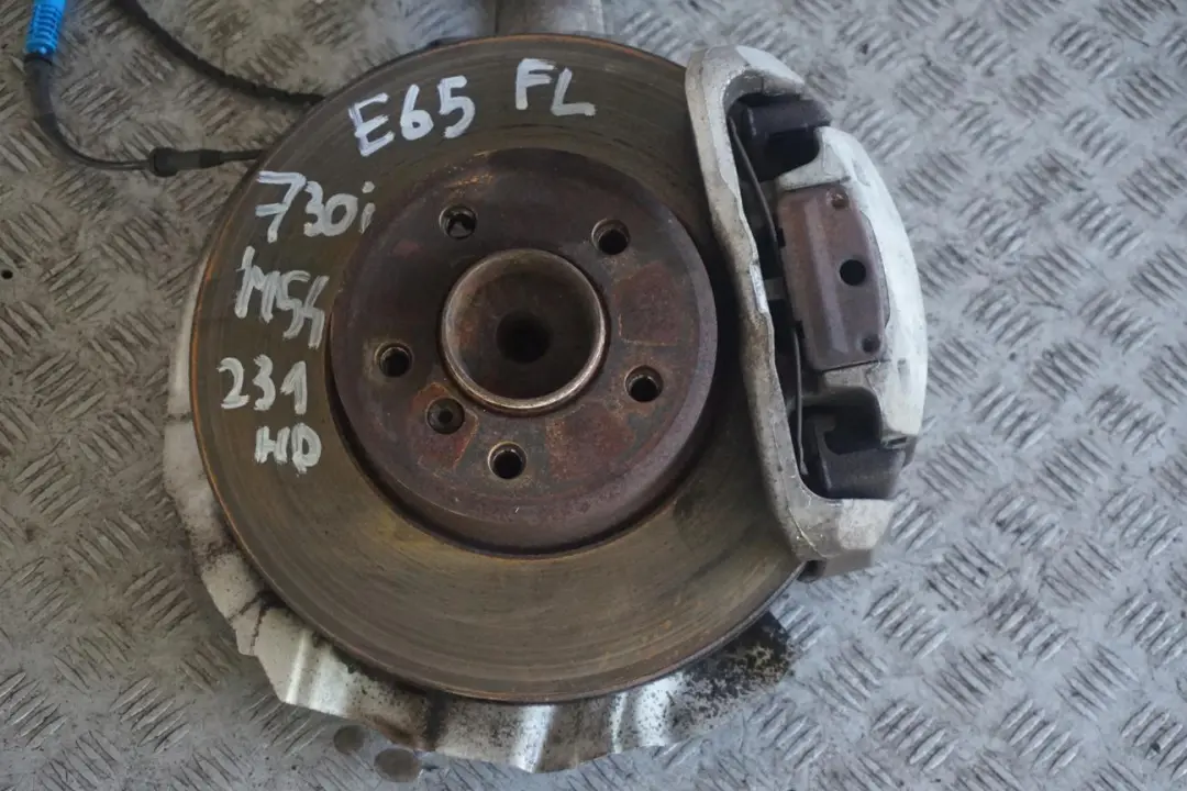 730i M54 231PS Molla Sospensioni Davanti SX Cuscinetto Perno per BMW E65 con numero di parte 6786537 BMW E65 730i M54 231PS Molla Sospensioni Davanti SX Cuscinetto Perno - SKU 6786537 - Numero di parte 6786537