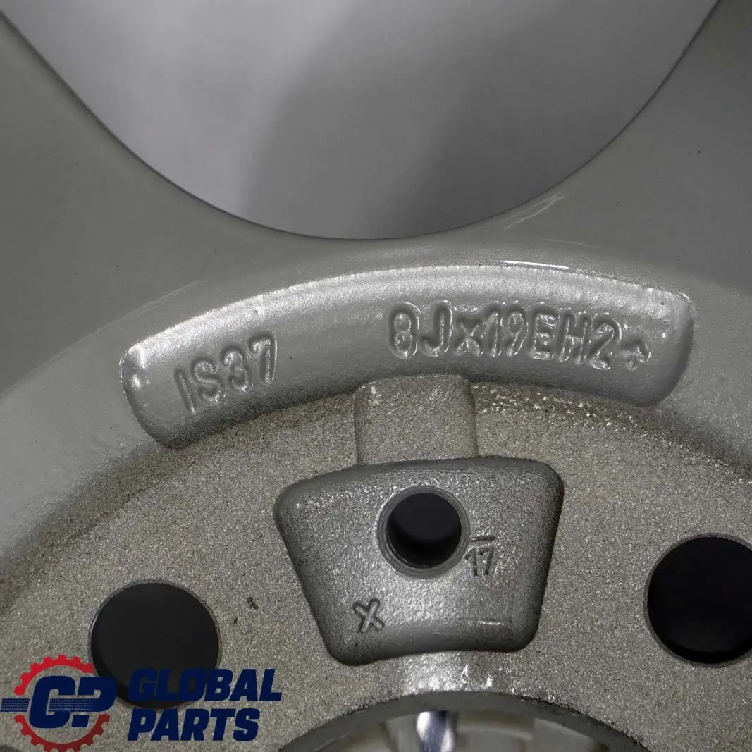 Vorne Alu Felge Alufelge 19" M Doppelspeiche 313 8J ET:37 für BMW 3 er E90 E91 E92 mit Teilenummer 6787647 BMW 3 er E90 E91 E92 Vorne Alu Felge Alufelge 19" M Doppelspeiche 313 8J ET:37 - SKU 6787647 - Teilenummer 6787647