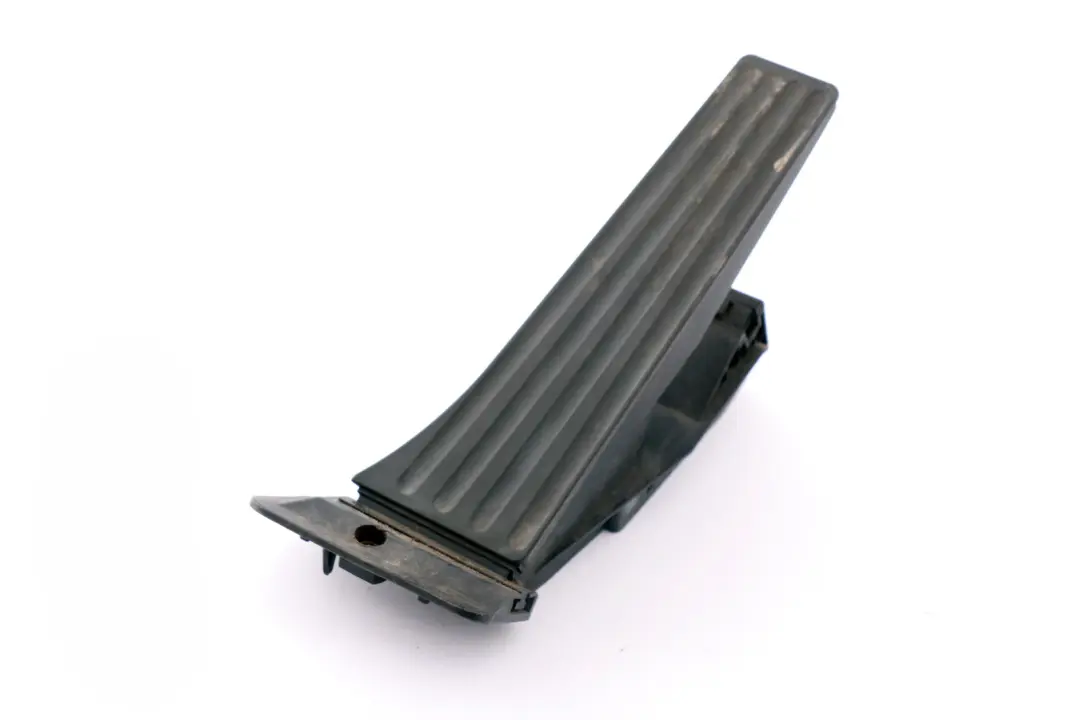 Pedal del acelerador Caja De cambios automatica para BMW E60 E61 E90 F10 con número de pieza 6788632 BMW E60 E61 E90 F10 Pedal del acelerador Caja De cambios automatica - SKU 6788632 - Número de pieza 6788632