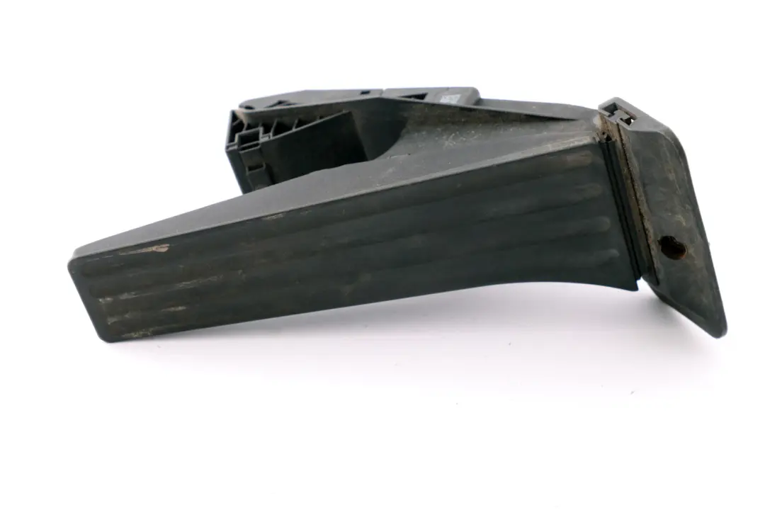 Accelerator Pedal Automatic Gearbox to BMW 1 3 5 Series E60 E61 E90 F10 with Part number 6788632 BMW 1 3 5 Series E60 E61 E90 F10 Accelerator Pedal Automatic Gearbox - SKU 6788632 - Part number 6788632