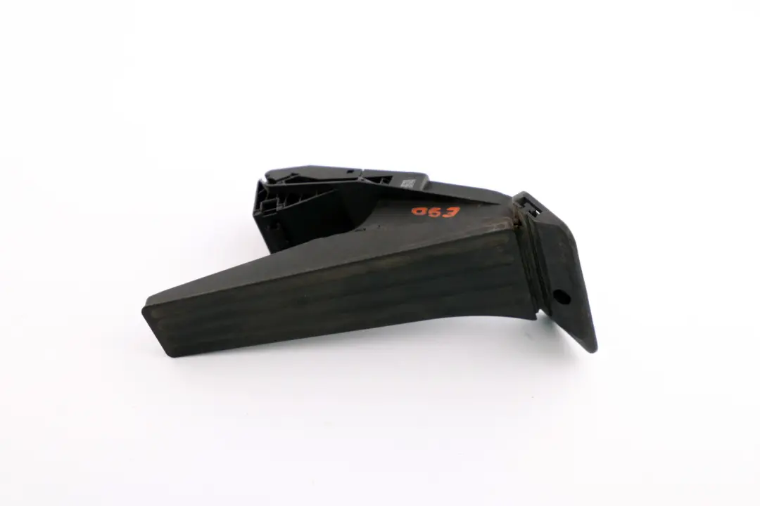 Accelerator Pedal Manual to BMW 3 5 6 X3 Series E60 E61 E63 E83 E89 E90 E91 with Part number 6788633 BMW 3 5 6 X3 Series E60 E61 E63 E83 E89 E90 E91 Accelerator Pedal Manual - SKU 6788633 - Part number 6788633