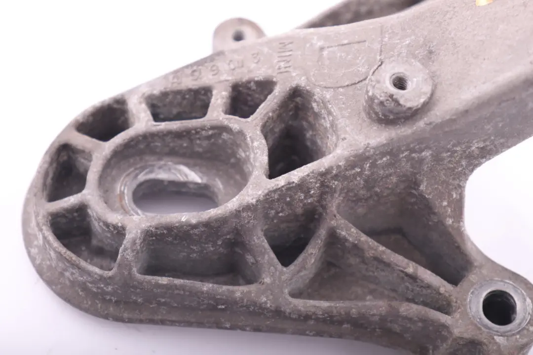 N47N Getriebelagerbock 2231 pour Mini Cooper R55 R56 LCI R60 à propos du numéro de pièce 6788663 Mini Cooper R55 R56 LCI R60 N47N Getriebelagerbock 2231 - SKU 6788663 - Numéro de pièce 6788663