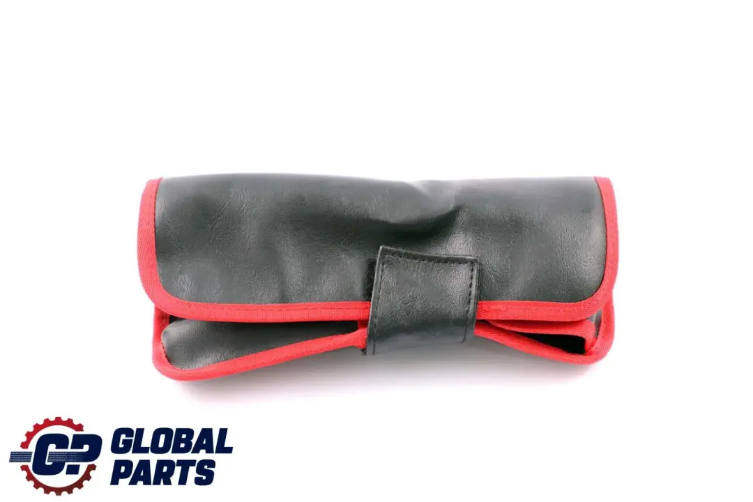 Mallette d'outils pour crochet remorquage vide pour BMW F11 F20 F21 F30 LCI à propos du numéro de pièce 6788732 BMW F11 F20 F21 F30 LCI Mallette d'outils pour crochet remorquage vide - SKU 6788732 - Numéro de pièce 6788732