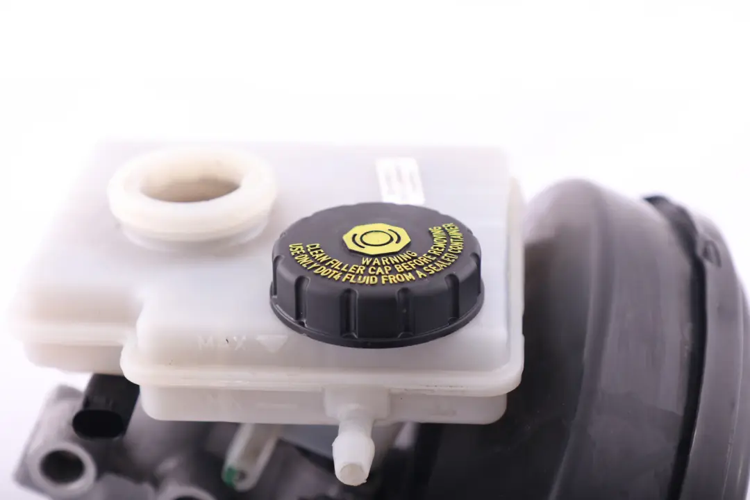 Servofreno Pompa Freno Cilindro per Mini Cooper One R55 R56 R60 R61 con numero di parte 6788953 Mini Cooper One R55 R56 R60 R61 Servofreno Pompa Freno Cilindro - SKU 6788953 - Numero di parte 6788953