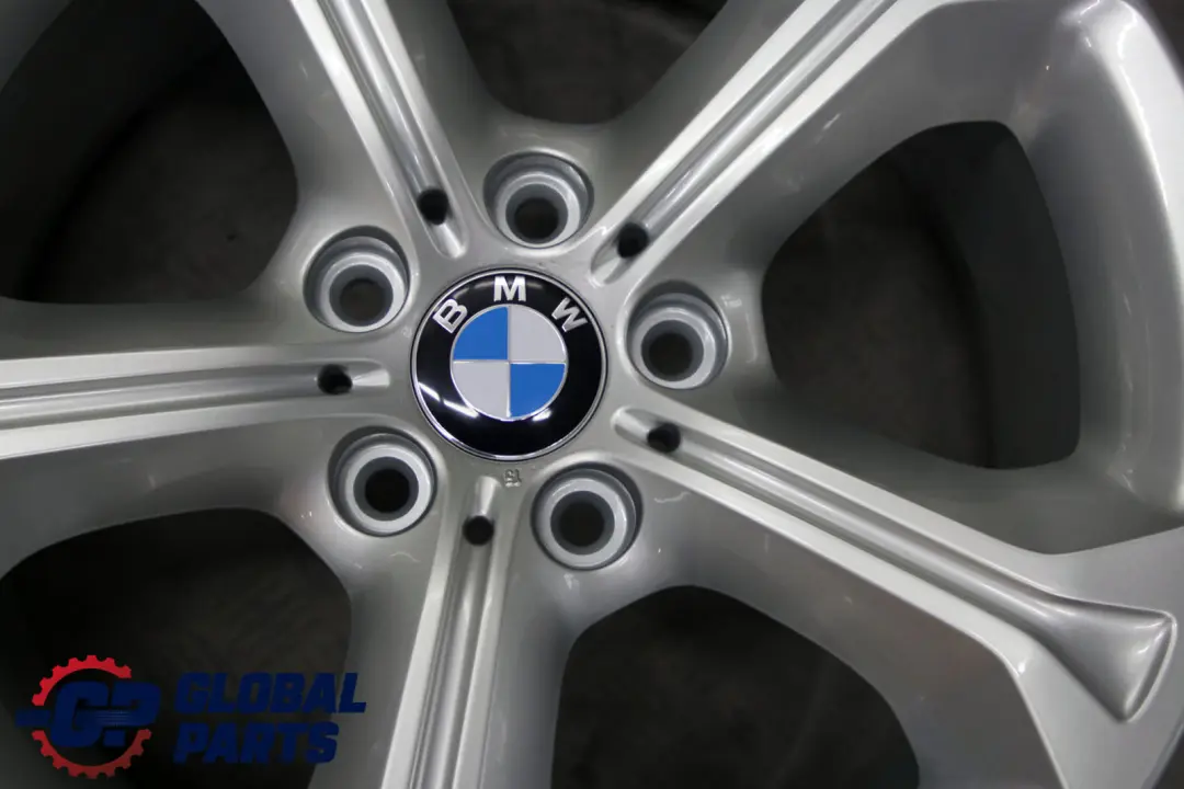 Complete Set 4x Wheel Rim 18" 8J ET:30 Star Spoke 320 to BMW X1 Series E84 with Part number 6789143 BMW X1 Series E84 Complete Set 4x Wheel Rim 18" 8J ET:30 Star Spoke 320 - SKU 6789143 - Part number 6789143