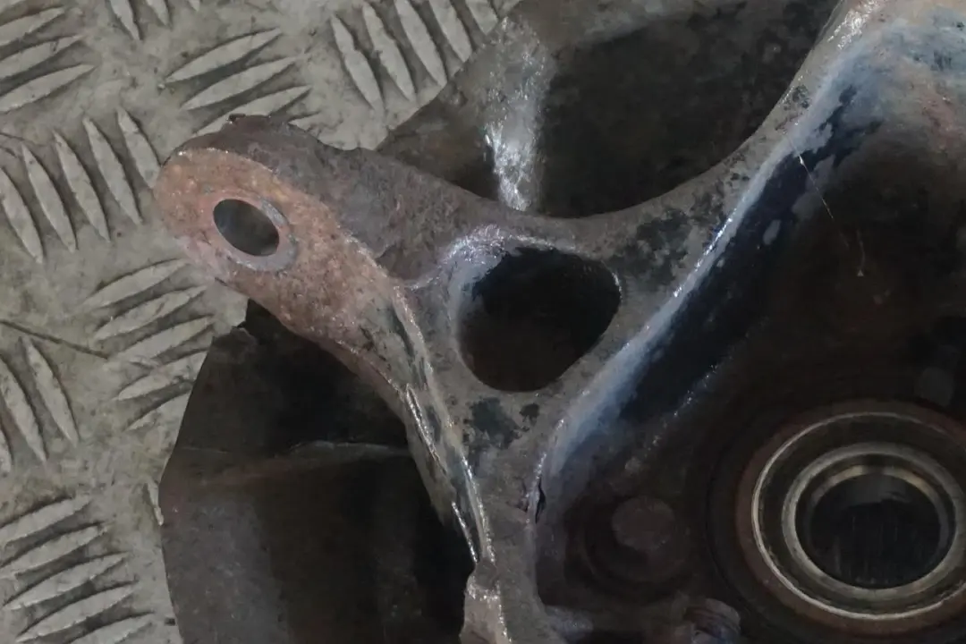 98PS Amortisseur avant Gauche pour Mini R57 Cabriolet One N16 à propos du numéro de pièce 6789551 Mini R57 Cabriolet One N16 98PS Amortisseur avant Gauche - SKU 6789551 - Numéro de pièce 6789551