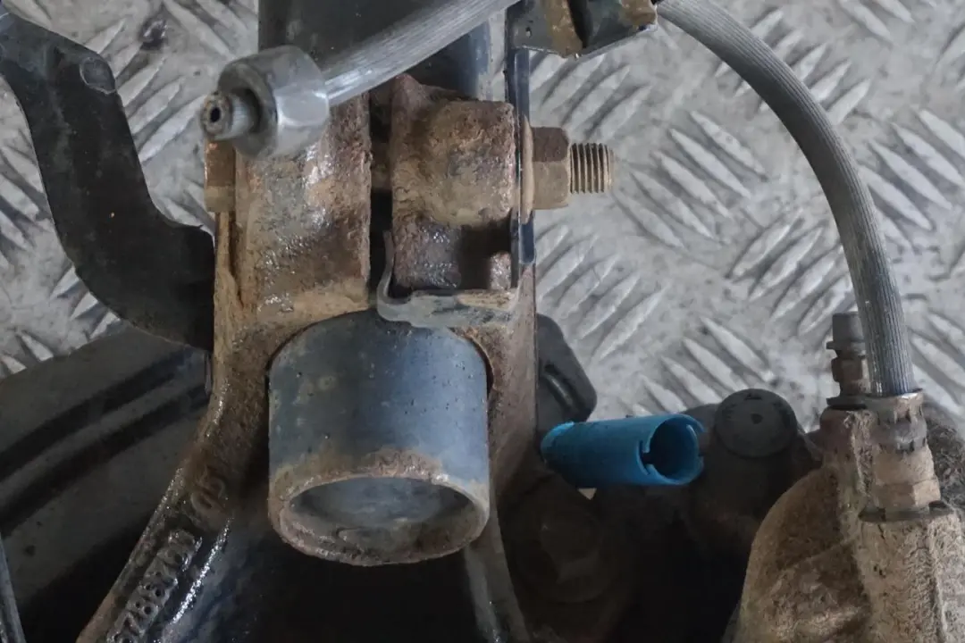 BMW X1 E84 20d N47 xDrive Suspension Avant Droite Ressort Jambe Force Frein - SKU 6789854 - Numéro de pièce 6789854