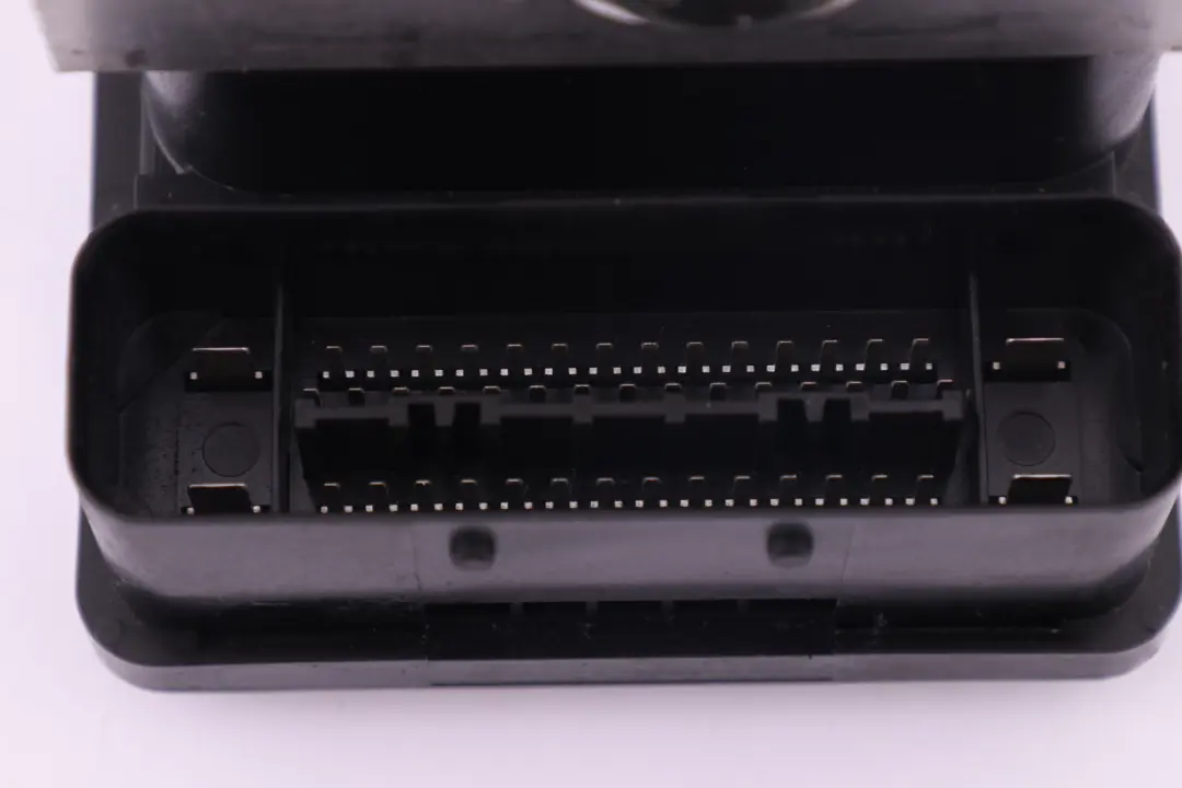 Pompa Hamulcowa ABS DSC 6787837 do BMW E87 E90 E91 LCI o numerze 6791521 BMW E87 E90 E91 LCI Pompa Hamulcowa ABS DSC 6787837 - SKU 6791521-1 - Numer Części 6791521