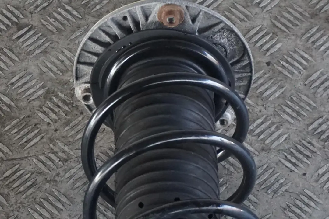 N47N Front Right O/S Spring Strut Leg Suspension to BMW 3 Series F30 320d with Part number 6791551 BMW 3 Series F30 320d N47N Front Right O/S Spring Strut Leg Suspension - SKU 6791551 - Part number 6791551