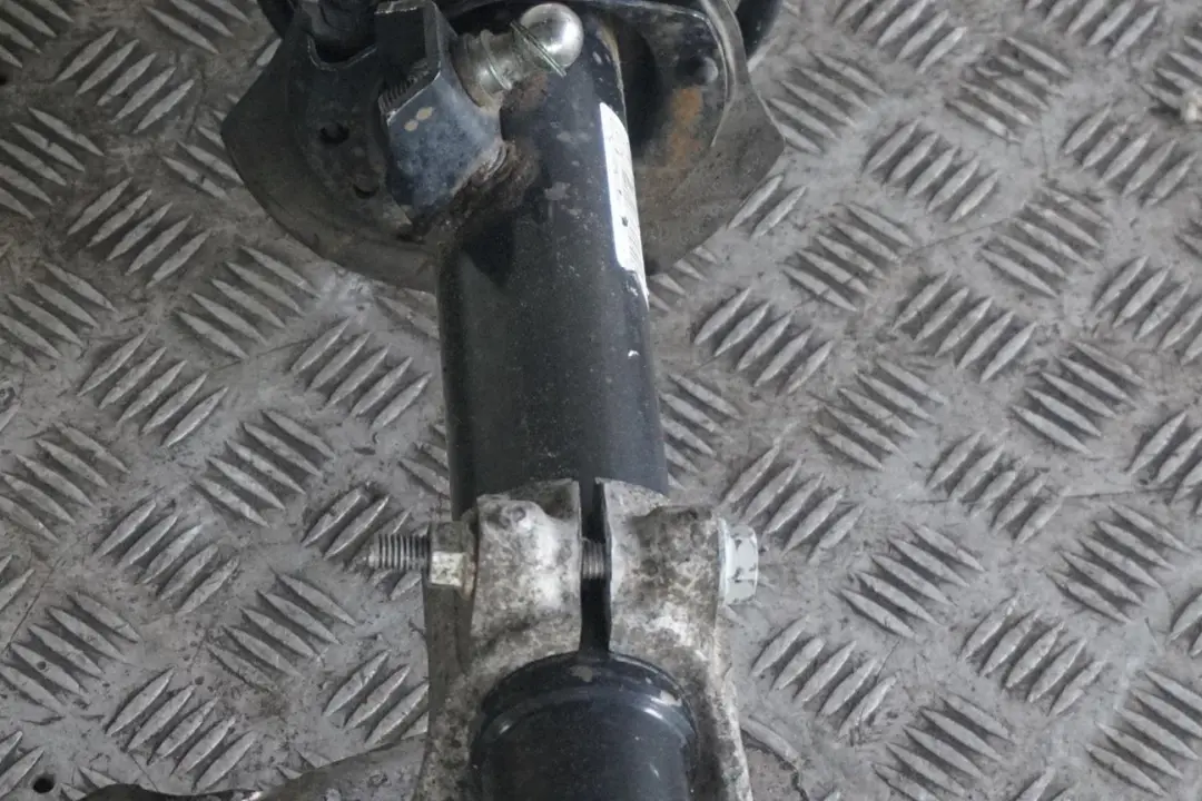 BMW F20 118d N47N M Sport Front Right O/S Suspension Leg Spring Strut Hub - SKU 6791575-2 - Part number 6791575