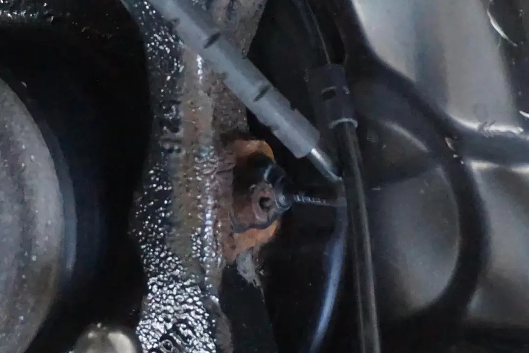 Right O/S Suspension Leg Axle Brake Disc Hub to BMW 1 Series F20 116i N13 Rear with Part number 6791586 BMW 1 Series F20 116i N13 Rear Right O/S Suspension Leg Axle Brake Disc Hub - SKU 6791586-2 - Part number 6791586