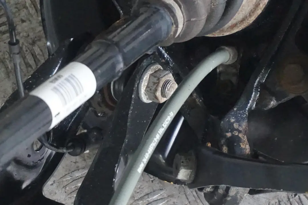 BMW F22 220d N47N Zwrotnica półoś lewa 184HP - SKU 6792515-5 - Numer Części 6792515