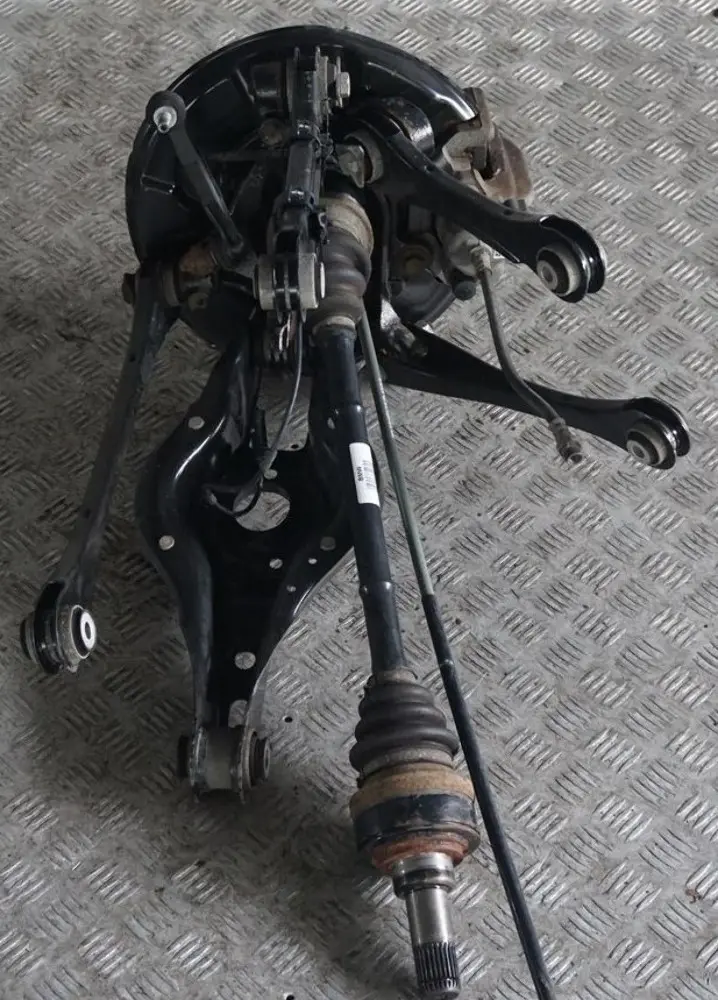 N47N 184PS Federbein Radträger Schwenklager Hinten Links für BMW 2 er F22 220d mit Teilenummer 6792515 BMW 2 er F22 220d N47N 184PS Federbein Radträger Schwenklager Hinten Links - SKU 6792515-5 - Teilenummer 6792515