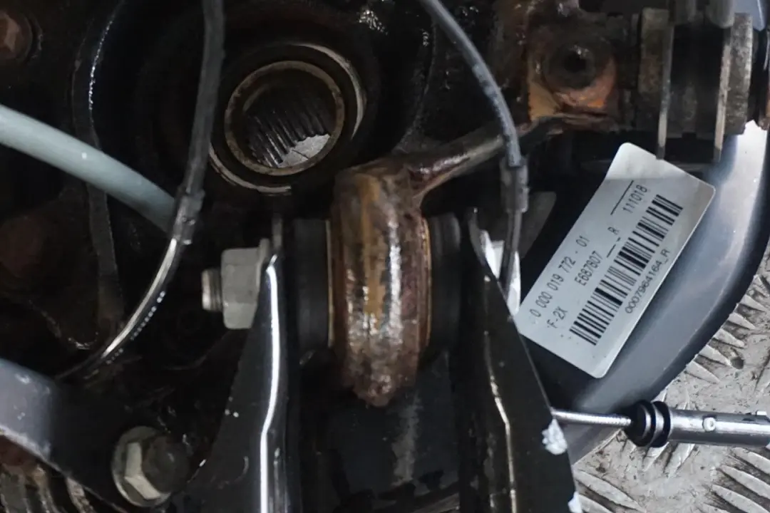 BMW F20 116i N13 Trasero Derecho O / S Pierna Suspension Eje Freno Disco Hub Set - SKU 6792516-1 - Número de pieza 6792516