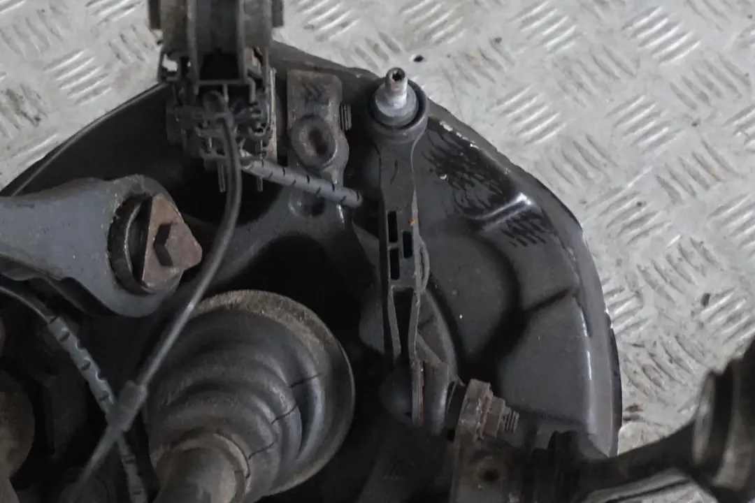 N47N 184PS Radträger Bremsscheibe Federung Bremse Hinten Rechts Se für BMW F30 320d mit Teilenummer 6792522 BMW F30 320d N47N 184PS Radträger Bremsscheibe Federung Bremse Hinten Rechts Se - SKU 6792522-1 - Teilenummer 6792522