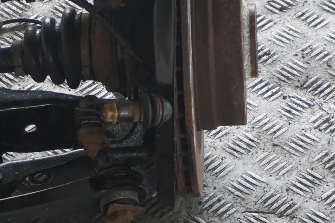 N47N 143PS Vettore Ruota Disco Freno Posteriore Destra Set per BMW F30 318d con numero di parte 6792522 BMW F30 318d N47N 143PS Vettore Ruota Disco Freno Posteriore Destra Set - SKU 6792522 - Numero di parte 6792522