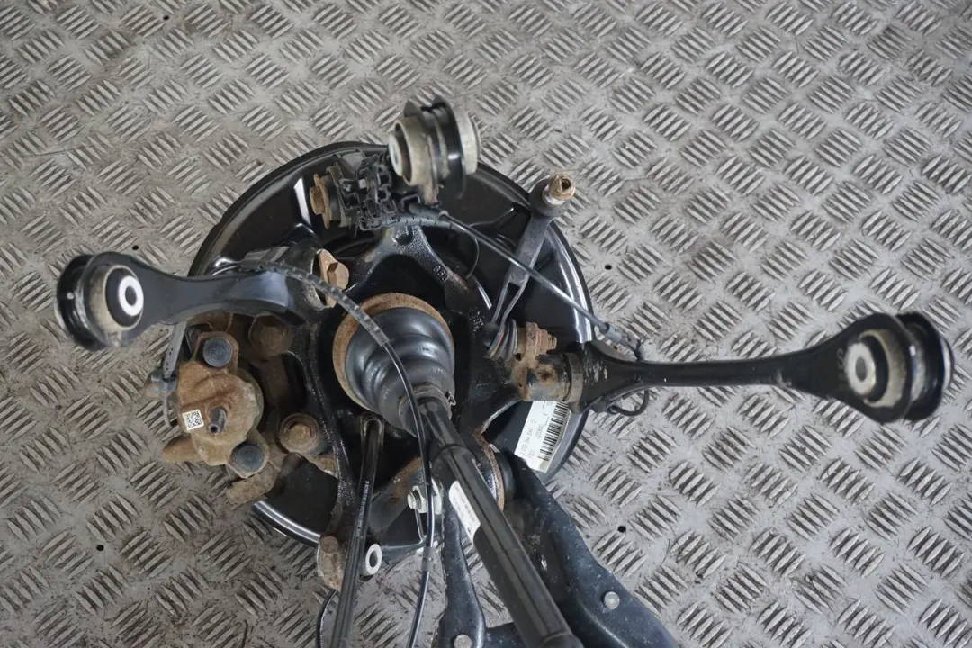 N47N 143PS Radträger Bremsscheibe Hinten Rechts Set für BMW 3 er F30 318d mit Teilenummer 6792522 BMW 3 er F30 318d N47N 143PS Radträger Bremsscheibe Hinten Rechts Set - SKU 6792522 - Teilenummer 6792522