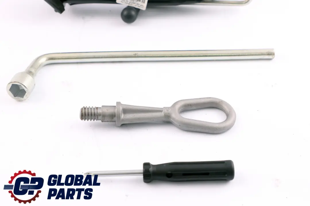 Bandeja herramientas rueda repuesto para Mini Cooper R56 R57 LCI con número de pieza 6795816 Mini Cooper R56 R57 LCI Bandeja herramientas rueda repuesto - SKU 6795816-2 - Número de pieza 6795816