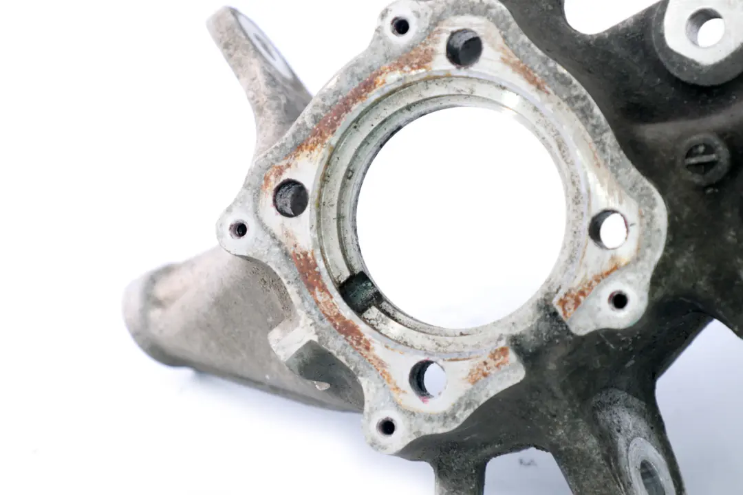 Soporte De Rueda Trasera Izquierda Suspensión Del Eje para BMW F11 con número de pieza 6796099 BMW F11 Soporte De Rueda Trasera Izquierda Suspensión Del Eje - SKU 6796099 - Número de pieza 6796099