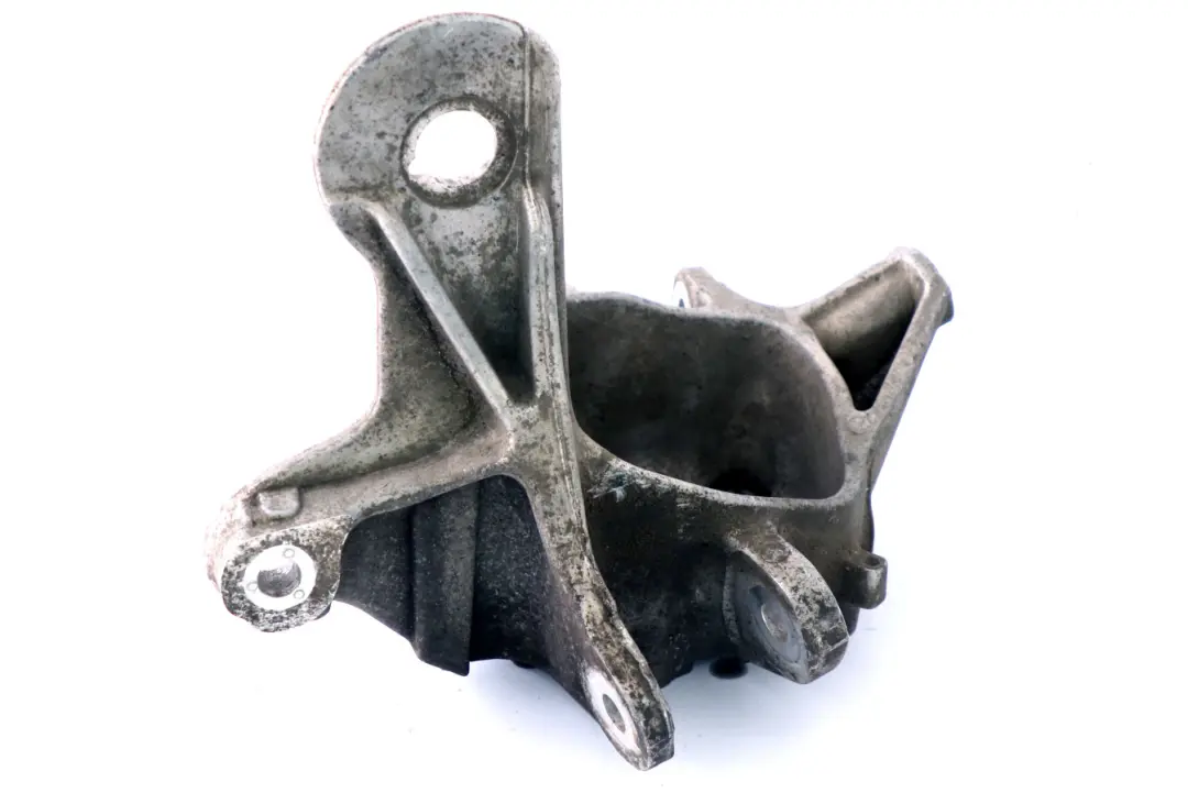 Carrier Left N/S Axle Suspension to BMW F11 Rear Wheel with Part number 6796099 BMW F11 Rear Wheel Carrier Left N/S Axle Suspension - SKU 6796099 - Part number 6796099