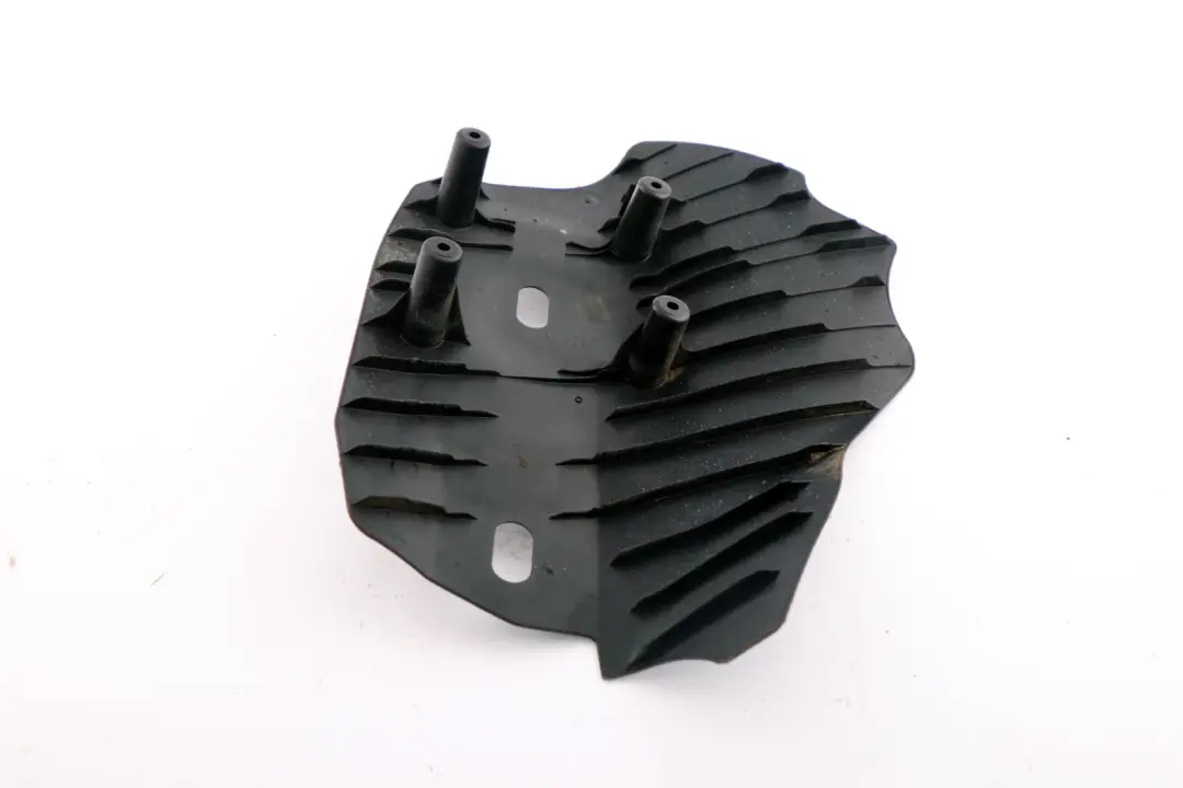 BMW F20 F21 F30 Osłona Wahacza Podwozia Lewy Tył - SKU 6796137 - Numer Części 6796137