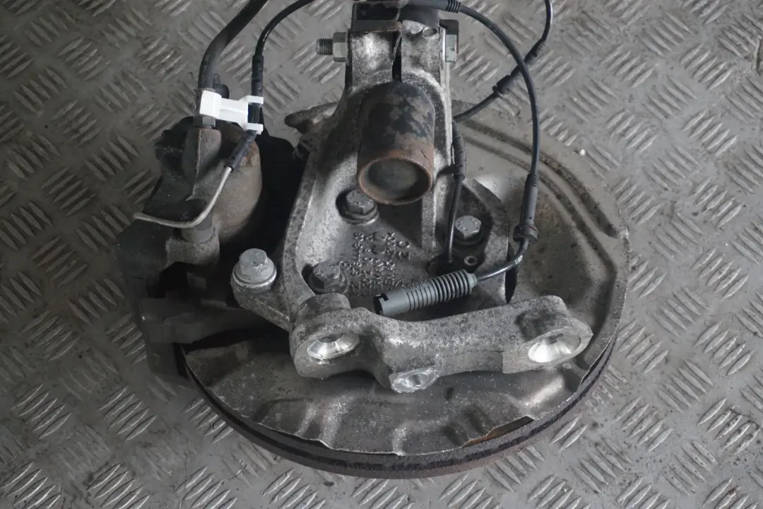 BMW E90 320d ed N47N Suspensión delantera izquierda Deportiva Muelle - SKU 6796159 - Número de pieza 6796159