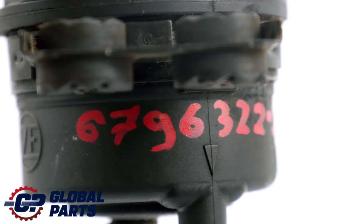 Steering Reservoir Bottle Hoses Pipes to BMW 1 Series 2 E87 116i 118i 120i Power with Part number 6796322 BMW 1 Series 2 E87 116i 118i 120i Power Steering Reservoir Bottle Hoses Pipes - SKU 6796322-2 - Part number 6796322