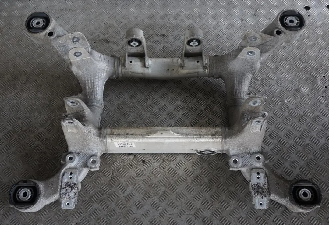 BMW 5 er F10 F11 Hinterachsträger Hinterachse Träger 3331 - SKU 6798545 - Teilenummer 6798545