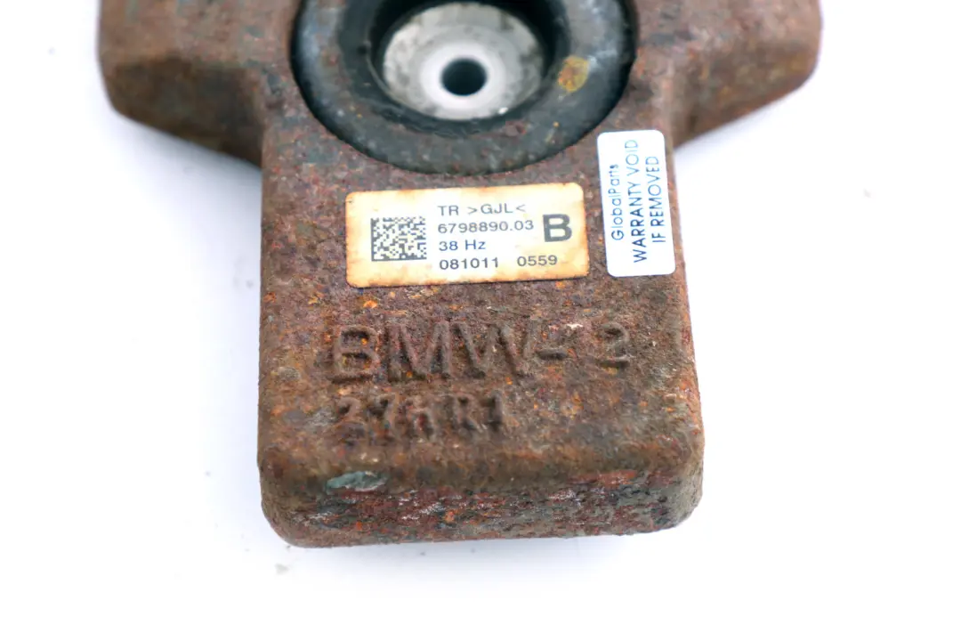 F43 Tłumik Drgań do BMW F20 F21 F30 F31 o numerze 6798890 BMW F20 F21 F30 F31 F43 Tłumik Drgań - SKU 6798890 - Numer Części 6798890