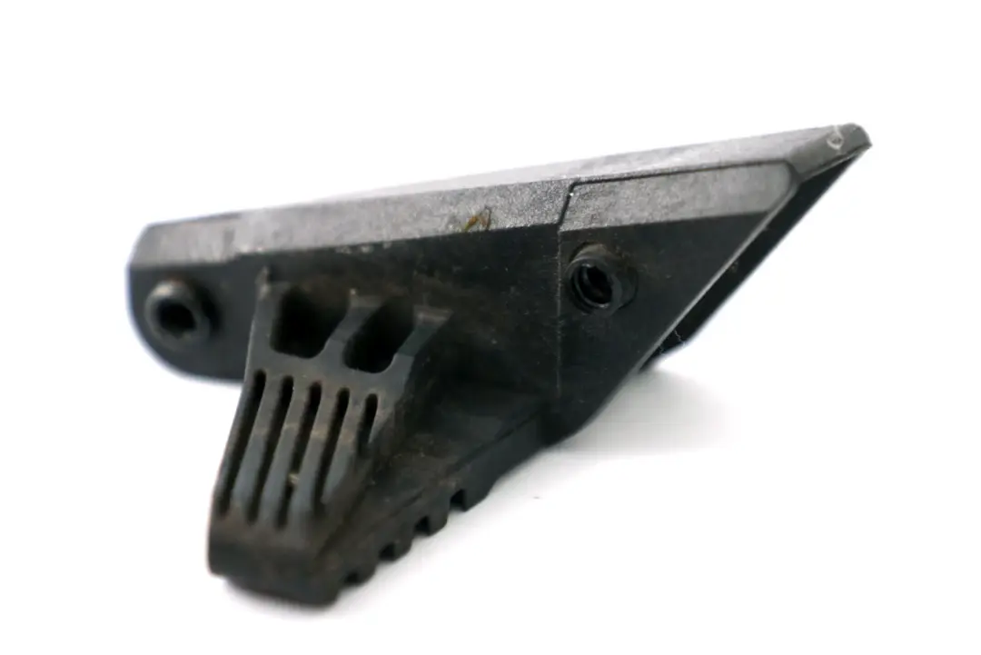 Guide Top Engine Hood Mounting Right O/S to Mini Cooper One R50 R52 R53 with Part number 6800798 Mini Cooper One R50 R52 R53 Guide Top Engine Hood Mounting Right O/S - SKU 6800798 - Part number 6800798