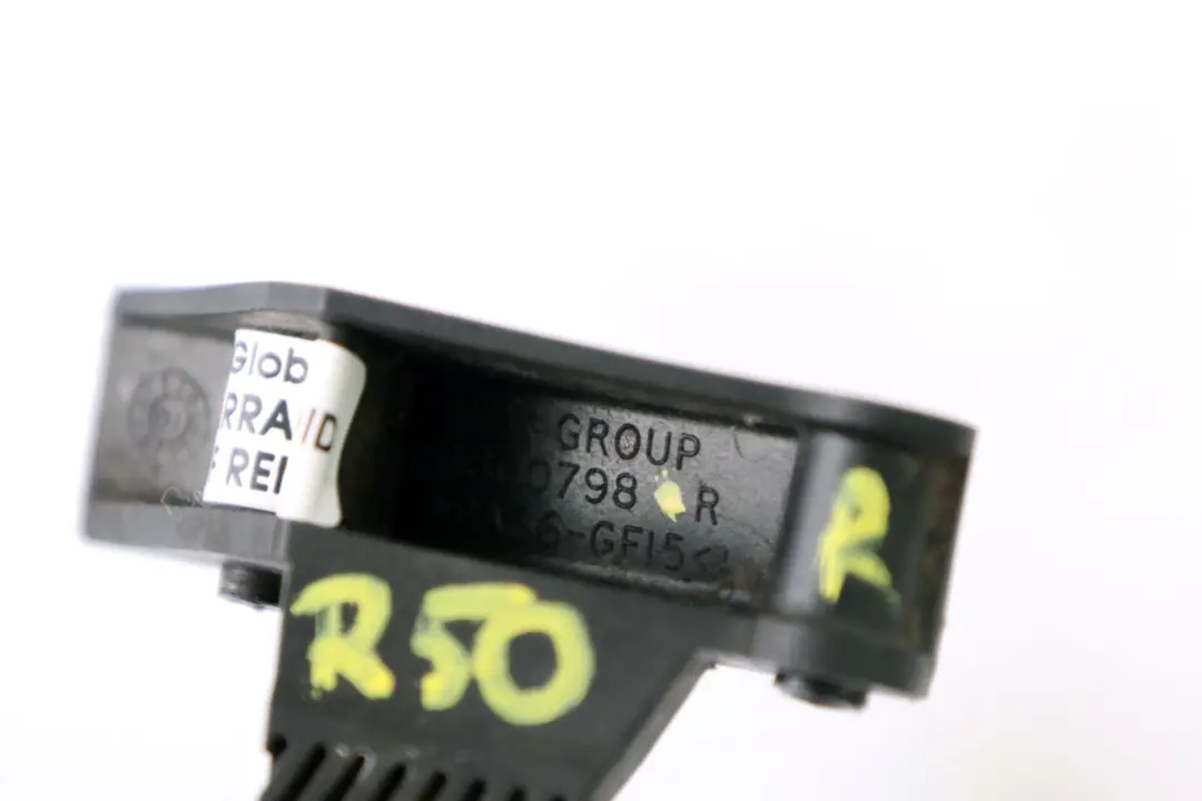 Mini Cooper One R50 R52 R53 Guia Derecha Superior Montaje Capo Motor - SKU 6800798 - Número de pieza 6800798