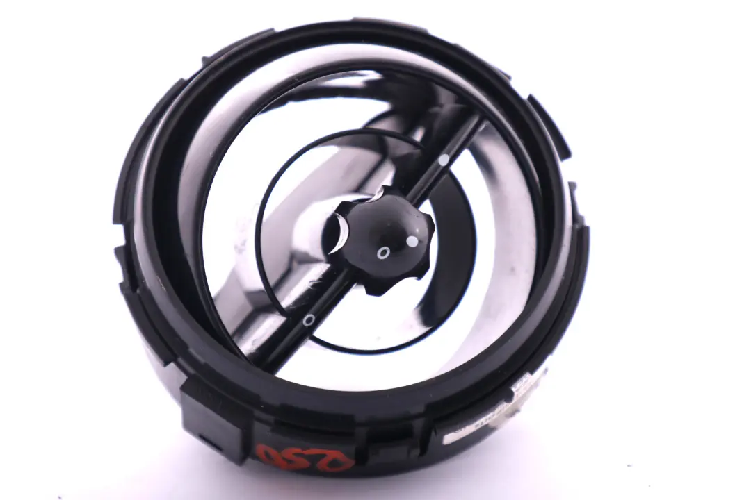 Kratka Nawiewu Wlot Powietrza do Mini Cooper One R50 R52 R53 o numerze 6800887 Mini Cooper One R50 R52 R53 Kratka Nawiewu Wlot Powietrza - SKU 6800887 - Numer Części 6800887