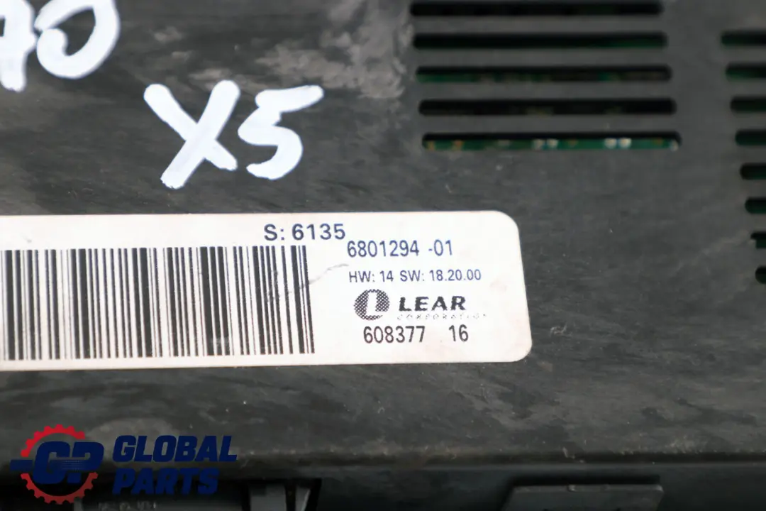 BMW X5 E70 Footwell Luz Módulo de Control Unidad LEAR FRM3R VDM - SKU 6801294 - Número de pieza 6801294