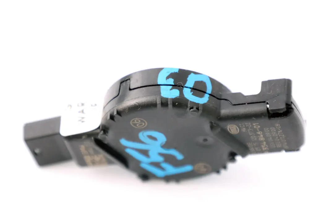 Czujnik Sensor Deszczu do Mini Cooper One F54 F55 F56 F57 o numerze 9354846 Mini Cooper One F54 F55 F56 F57 Czujnik Sensor Deszczu - SKU 6814603 - Numer Części 9354846