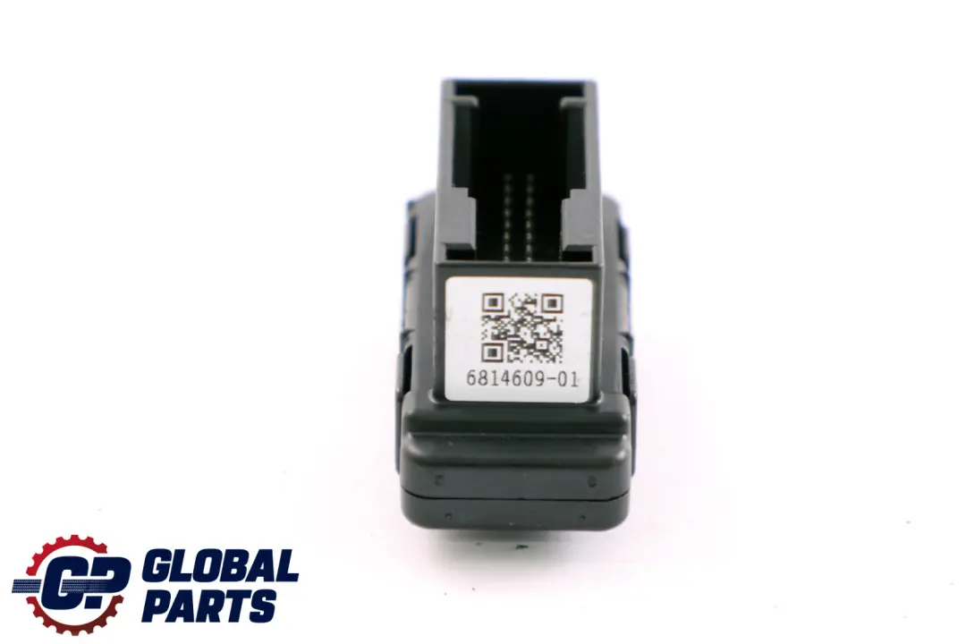 Conector De interfaz De bus De terminacion De datos para BMW F10 F20 F30 con número de pieza 6814609 BMW F10 F20 F30 Conector De interfaz De bus De terminacion De datos - SKU 6814609 - Número de pieza 6814609