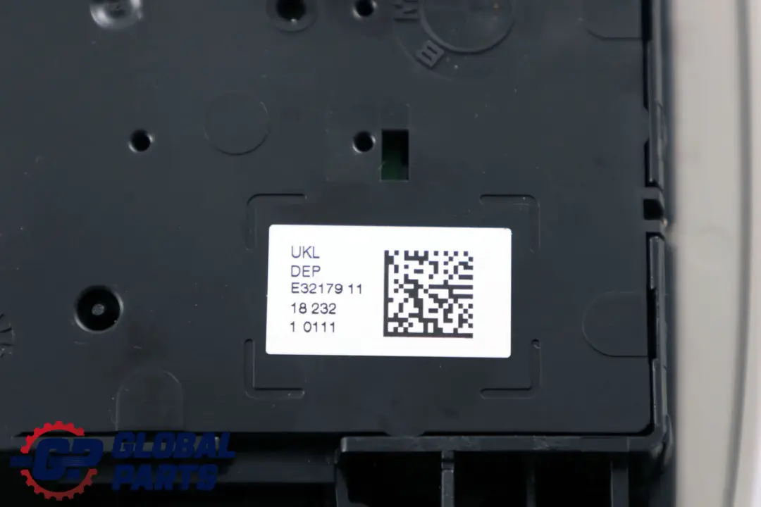 Techo Luz Interruptor Unidad Centro Trasero 6820144 para Mini Cooper One F55 F56 con número de pieza 9391926 Mini Cooper One F55 F56 Techo Luz Interruptor Unidad Centro Trasero 6820144 - SKU 6820144-1 - Número de pieza 9391926