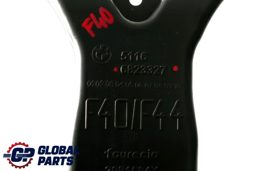 BMW F40 Ventilation Compartiment Arrière - SKU 6823327 - Numéro de pièce 6823327