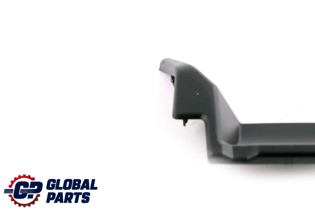 Console centrale Rivestimento pannello bracciolo centrale per BMW F40 F44 con numero di parte 6823560 BMW F40 F44 Console centrale Rivestimento pannello bracciolo centrale - SKU 6823560 - Numero di parte 6823560