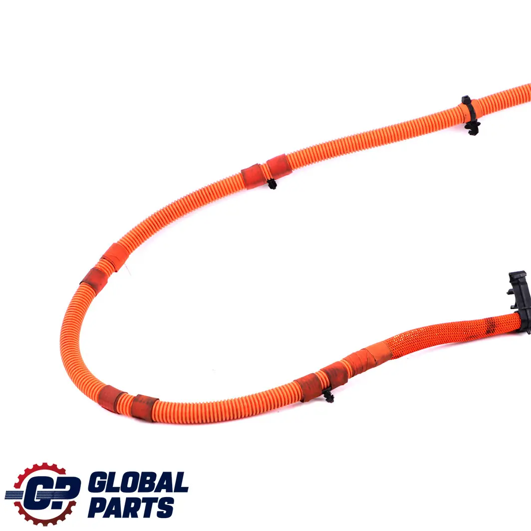 Cavo cablaggio carica batteria ad alta tensione per BMW F30 LCI 330e Hybrid con numero di parte 6824114 BMW F30 LCI 330e Hybrid Cavo cablaggio carica batteria ad alta tensione - SKU 6824114 - Numero di parte 6824114