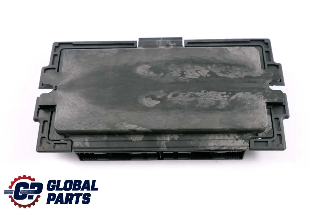 Footwell ECU Light Control Module MAX Kuester FRM3R PL2 to BMW 1 Series E82 with Part number 6827065 BMW 1 Series E82 Footwell ECU Light Control Module MAX Kuester FRM3R PL2 - SKU 6827065 - Part number 6827065