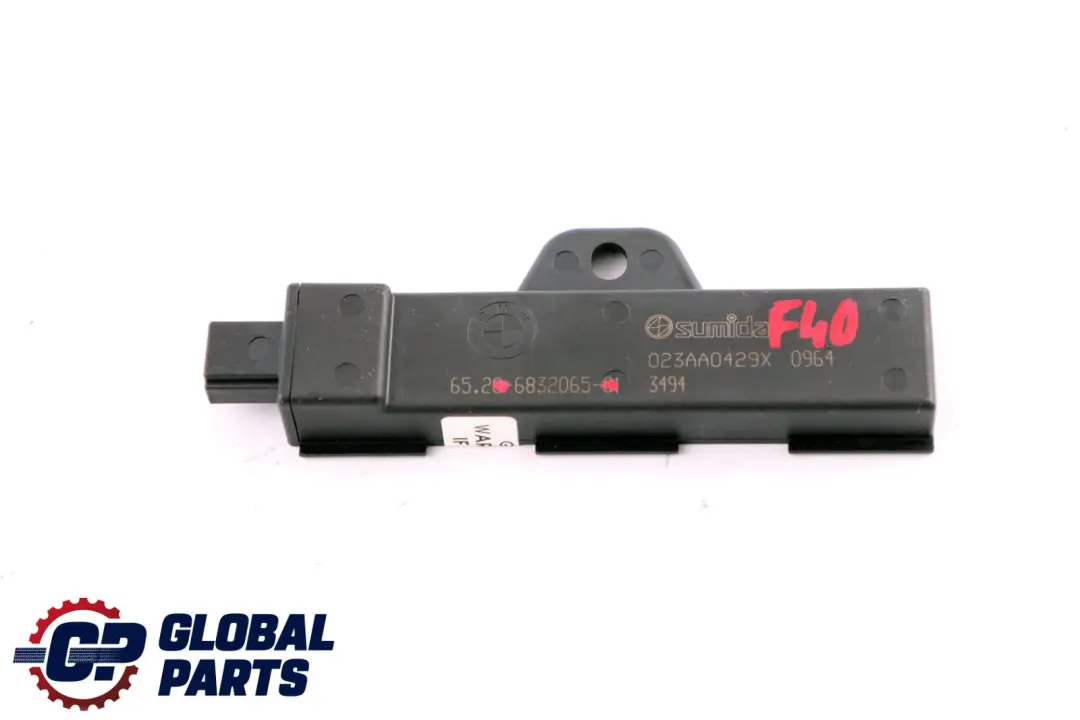 Interior Aerial Comfort Acces to BMW F40 with Part number 6832065 BMW F40 Interior Aerial Comfort Acces - SKU 6832065 - Part number 6832065