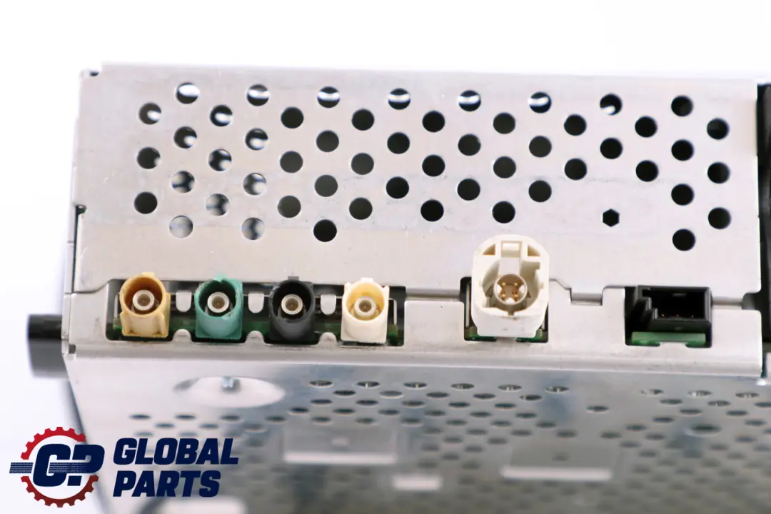 Autoradio Multimédia Avec Lecteur CD Radio pour Mini Cooper F54 F55 F56 F60 à propos du numéro de pièce 6841603 Mini Cooper F54 F55 F56 F60 Autoradio Multimédia Avec Lecteur CD Radio - SKU 6841603 - Numéro de pièce 6841603