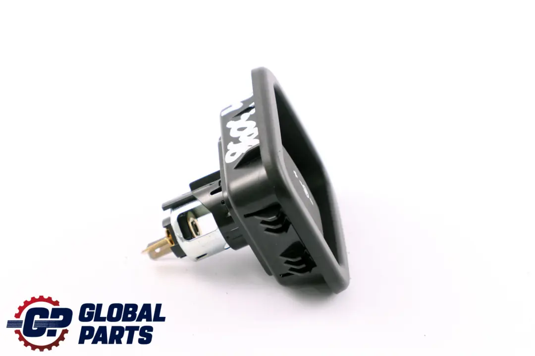 BMW E60 E81 E87 E90 E91 F20 F30 LCI Charging Socket Mount 7143111 - SKU 6843098 - Part number 6843098