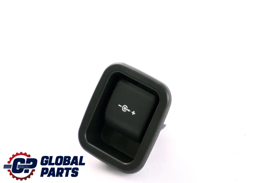 BMW E60 E81 E87 E90 E91 F20 F30 LCI Charging Socket Mount 7143111 - SKU 6843098 - Part number 6843098