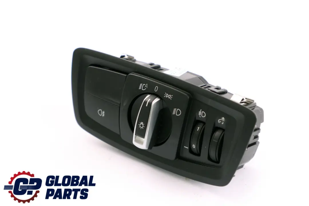 Control Element Light Headlight Switch to BMW F20 F21 F22 LCI with Part number 6847522 BMW F20 F21 F22 LCI Control Element Light Headlight Switch - SKU 6847522 - Part number 6847522