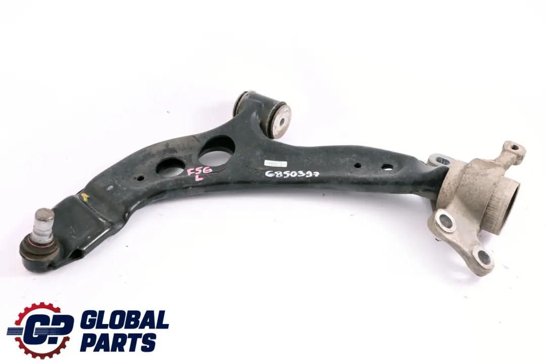 Wishbone montaje de goma del eje delantero izquierdo para Mini Cooper F55 F56 con número de pieza 6850397 Mini Cooper F55 F56 Wishbone montaje de goma del eje delantero izquierdo - SKU 6850397 - Número de pieza 6850397