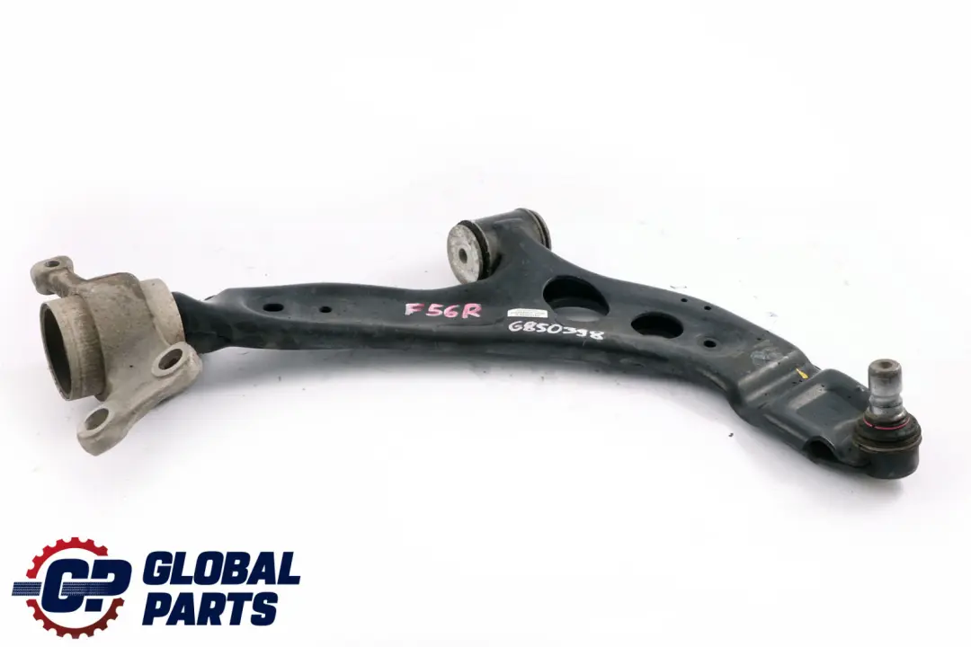 Braccio controllo Wishbone Supporto gomma Assale anteriore destro per Mini F55 F56 con numero di parte 6850398 Mini F55 F56 Braccio controllo Wishbone Supporto gomma Assale anteriore destro - SKU 6850398 - Numero di parte 6850398